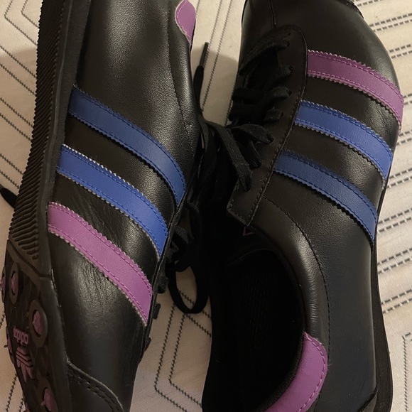 Adidas 3 Stripe 3 Streifen Black Shoes Men’s 7 1/2. Great shape gently used. - Picture 9 of 10